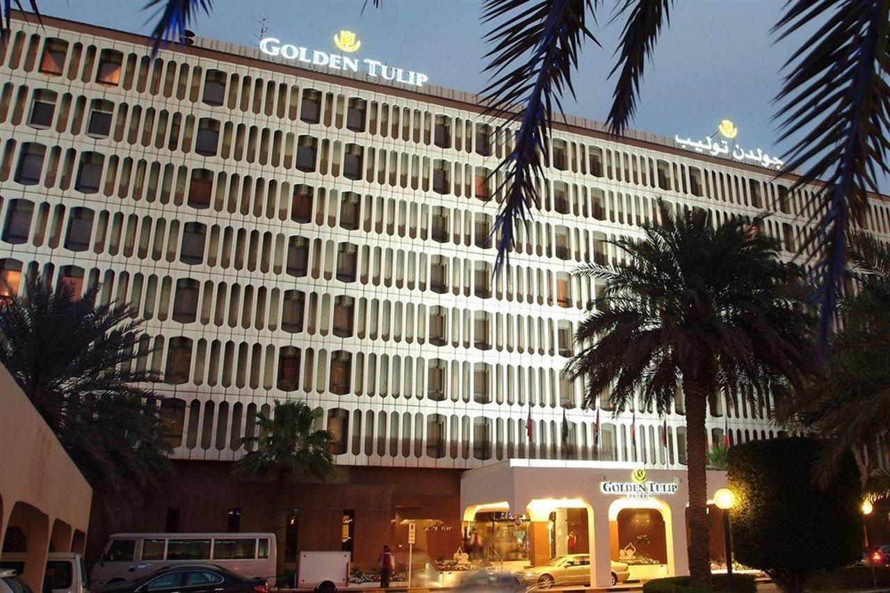 Golden Tulip Bahrain Hotell Manama Exteriör bild
