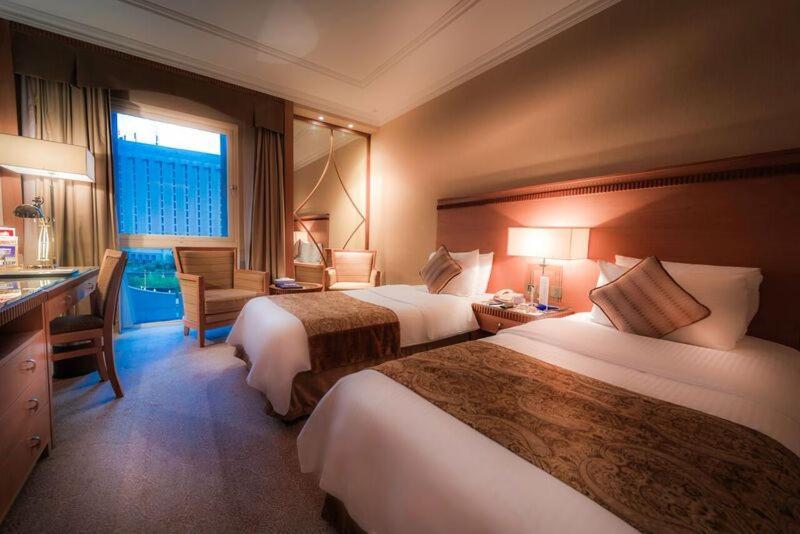 Golden Tulip Bahrain Hotell Manama Exteriör bild