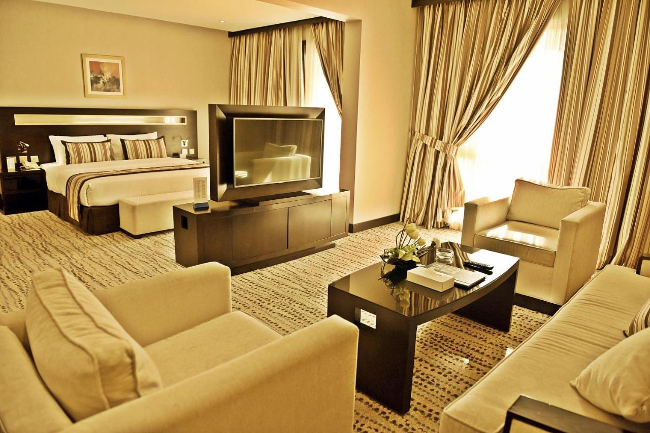 Golden Tulip Bahrain Hotell Manama Exteriör bild