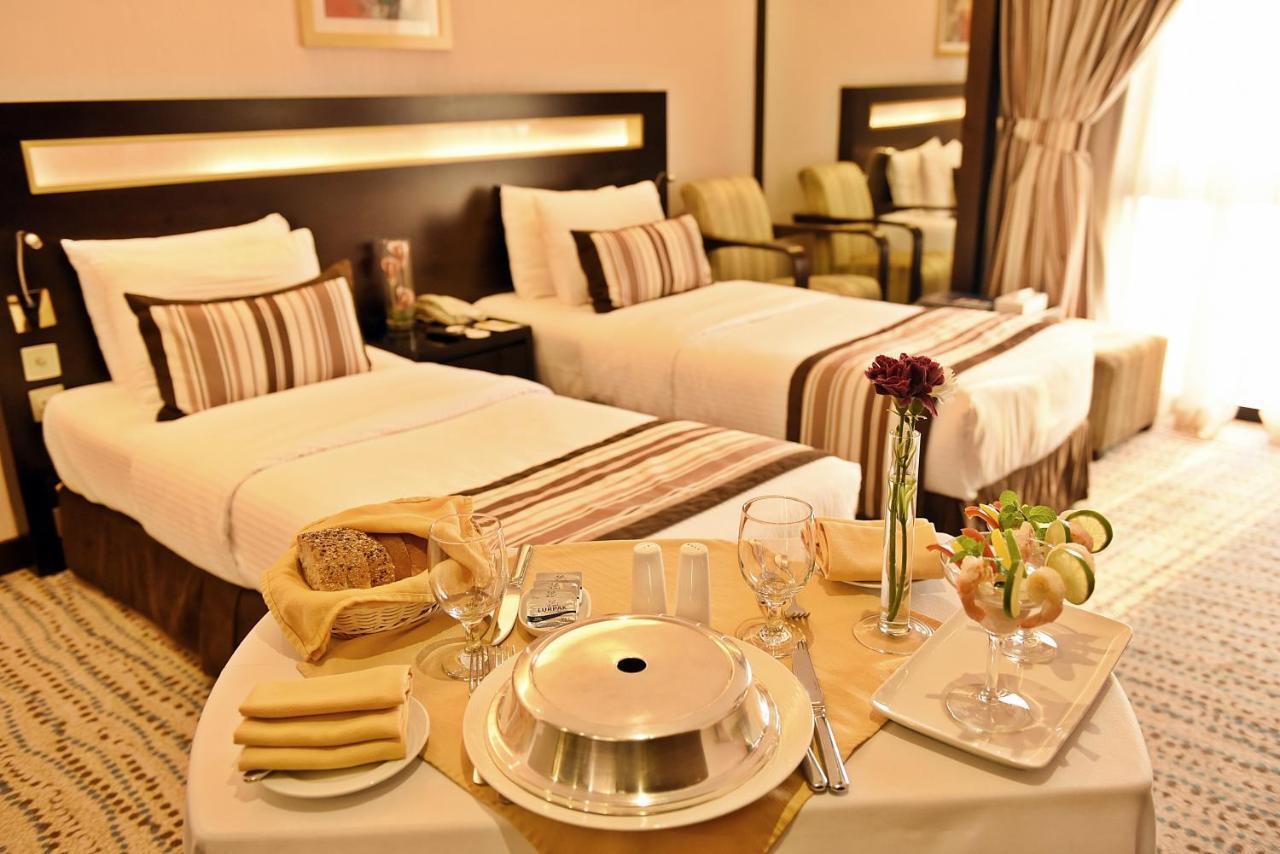 Golden Tulip Bahrain Hotell Manama Exteriör bild